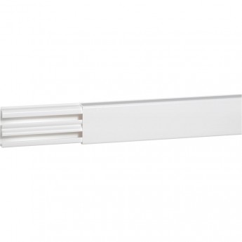 Мини-плинтус LEGRAND DLPlus 32x12,5 мм 2 отделения длина 2,1 м белый