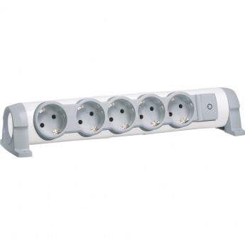 Многорозеточный блок LEGRAND 'Комфорт' 5 x 2К+З поставляется без кабеля белый