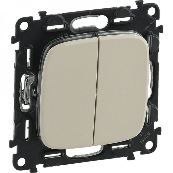 Переключатель LEGRAND Valena ALLURE двухклавишный 10А 250В с лицевой панелью безвинтовые зажимы слоновая кость 752808