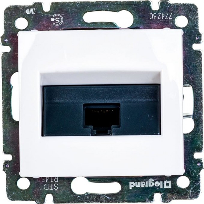 Информационная розетка LEGRAND Valena RJ45 категория 5e UTP 1 выход с захватами белый 774230